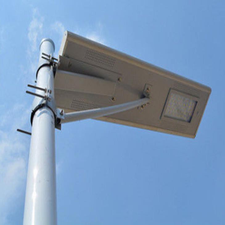 Smart 60w Solar LED Street Light With All In One Design