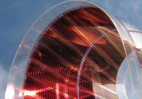 KAUST Team Reports 26,2% PCE para 4T Tandem de Perovskita / silício habilitad...
